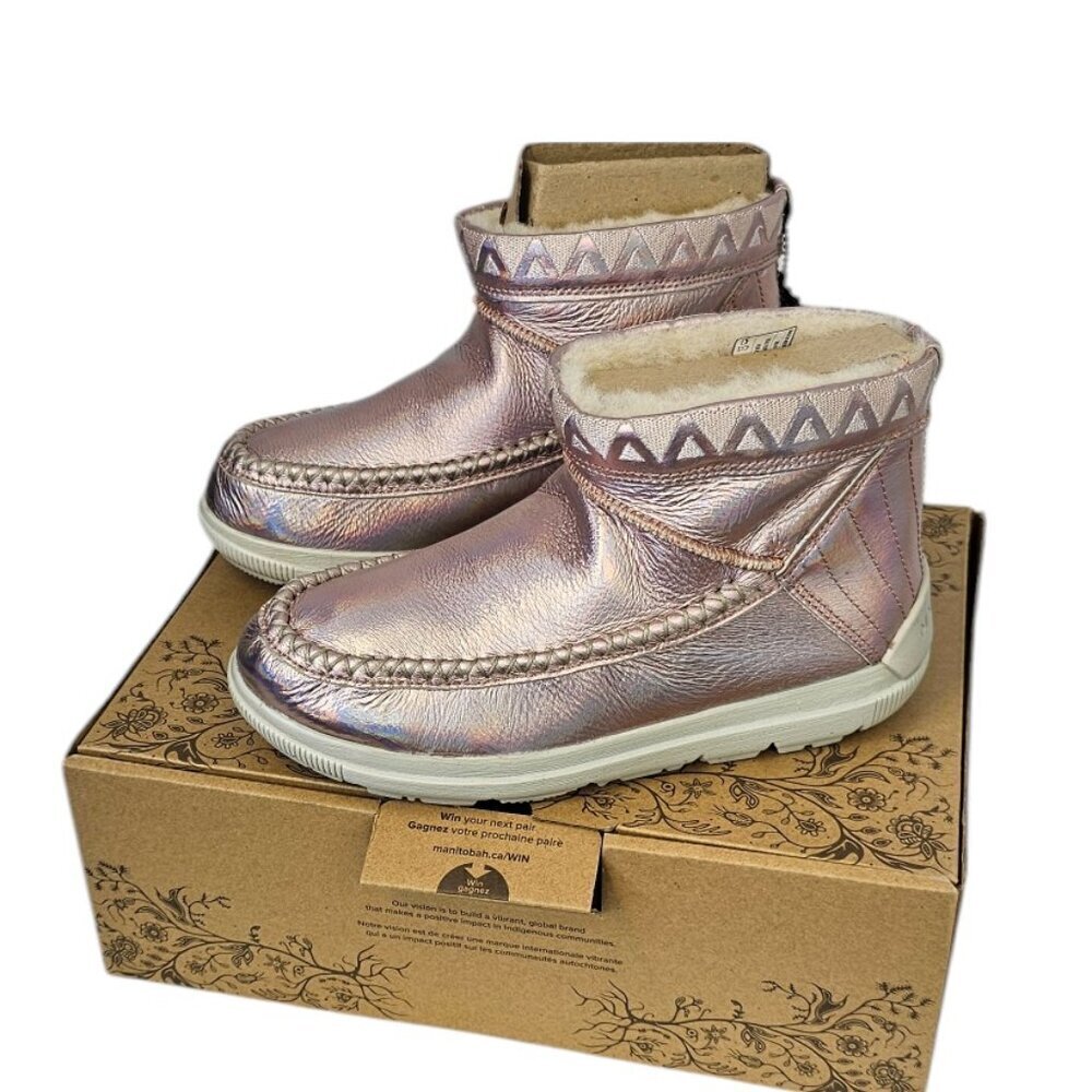 Manitobah Mukluks Womens Reflections Ankle Boots, Pink Leather, Shearling, Sz 5